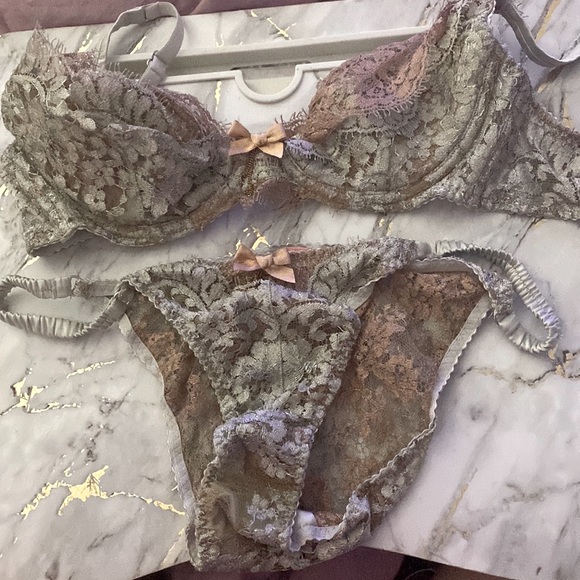 Agent Provocateur Lorelli Silver Set 🤍36B (US) 14B (AU) & size 4 (large). - Picture 8 of 8